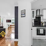 Superb 3 Bedroom Flat- Amazing River View 5 Stars